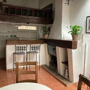 Appartement Le Cardinale - Un Voyage En Provence - 2 Avec Parking, Aix-en-Provence